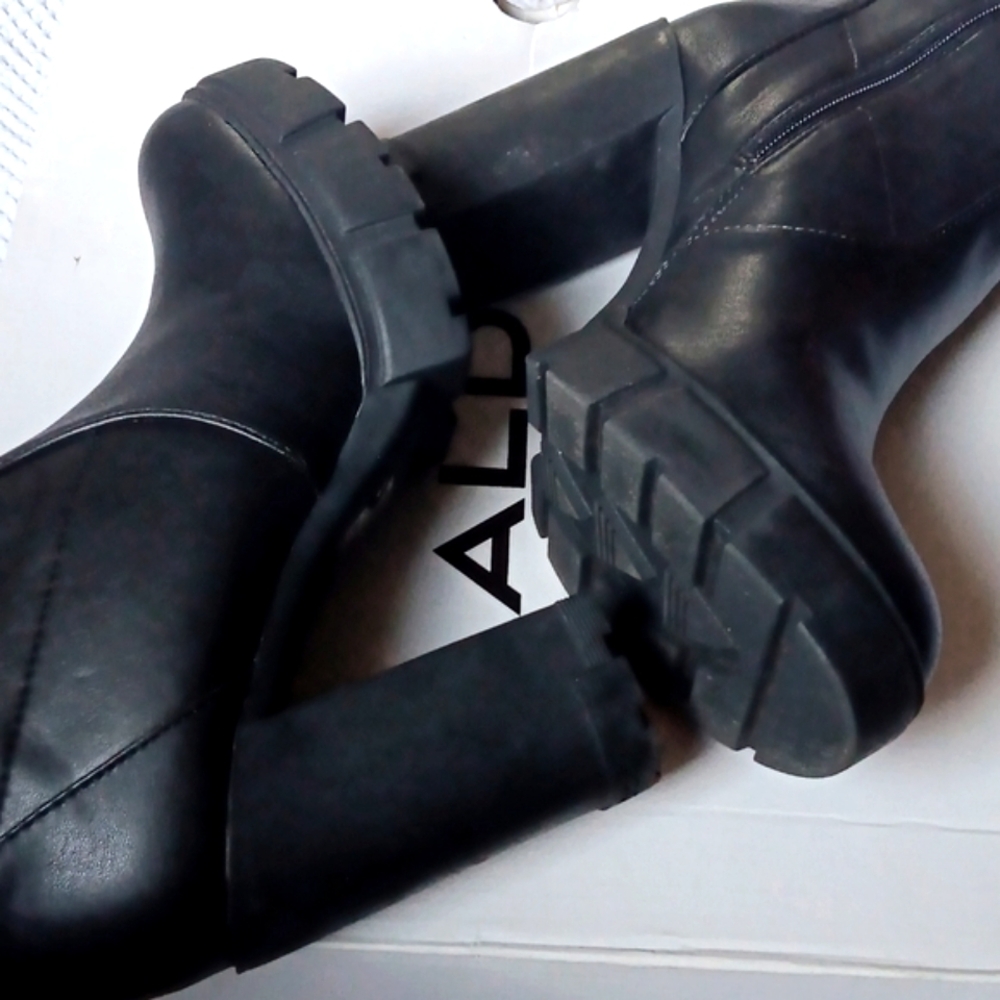 ALDO. ILANNA PLATFORM BOOTIE. BLACK SIZE 9. - Picture 7 of 9